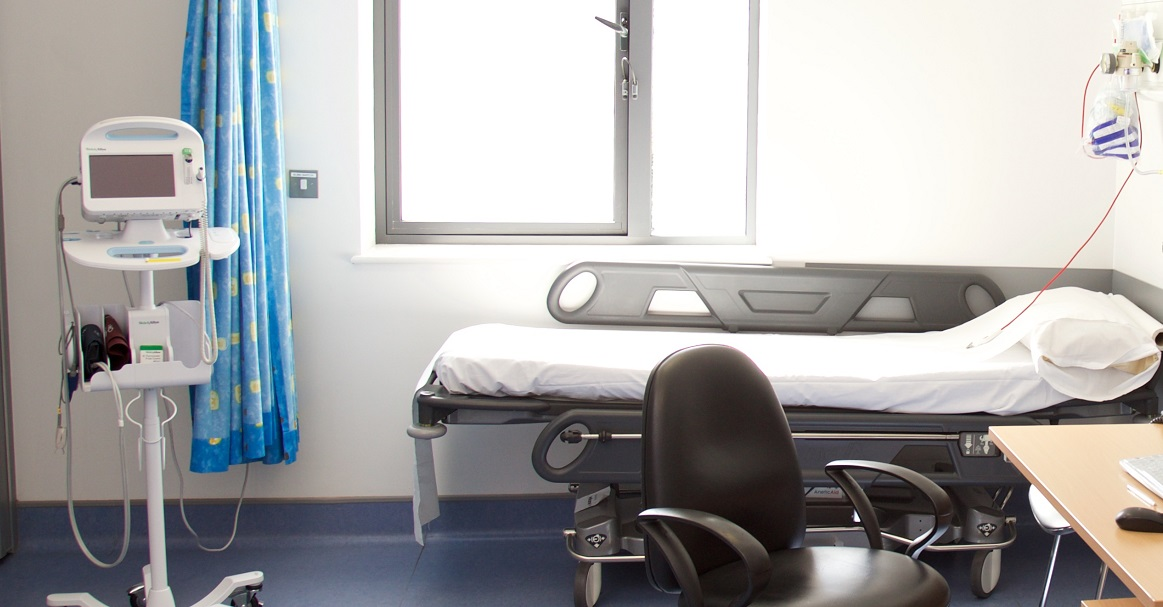 2. clinic room freees